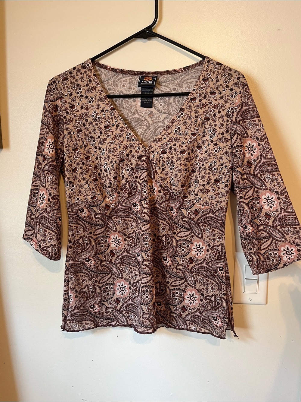 Route 66 Pink and Brown Paisley V-Neck 3/4 Sleeve Top
